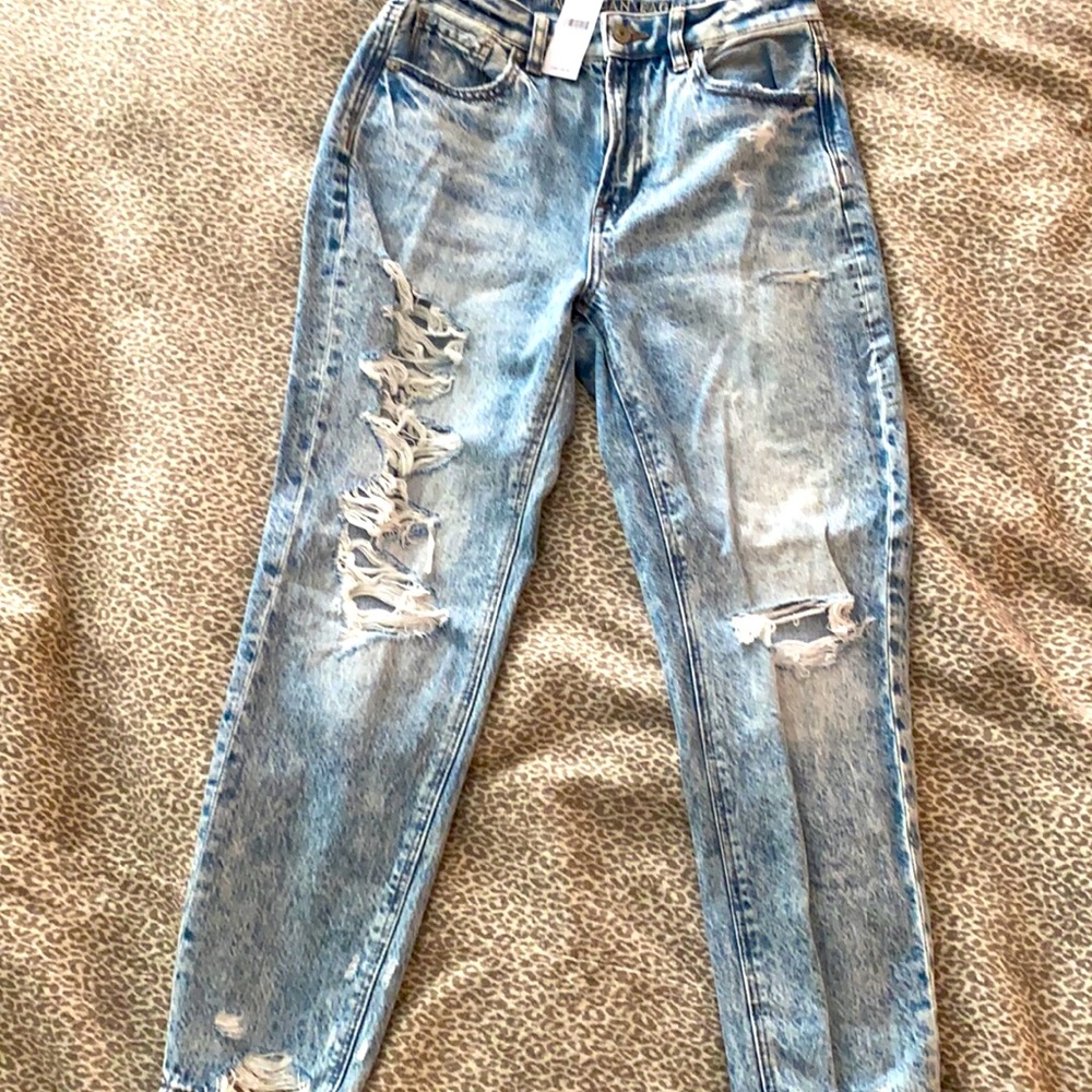 American eagle mom jeans